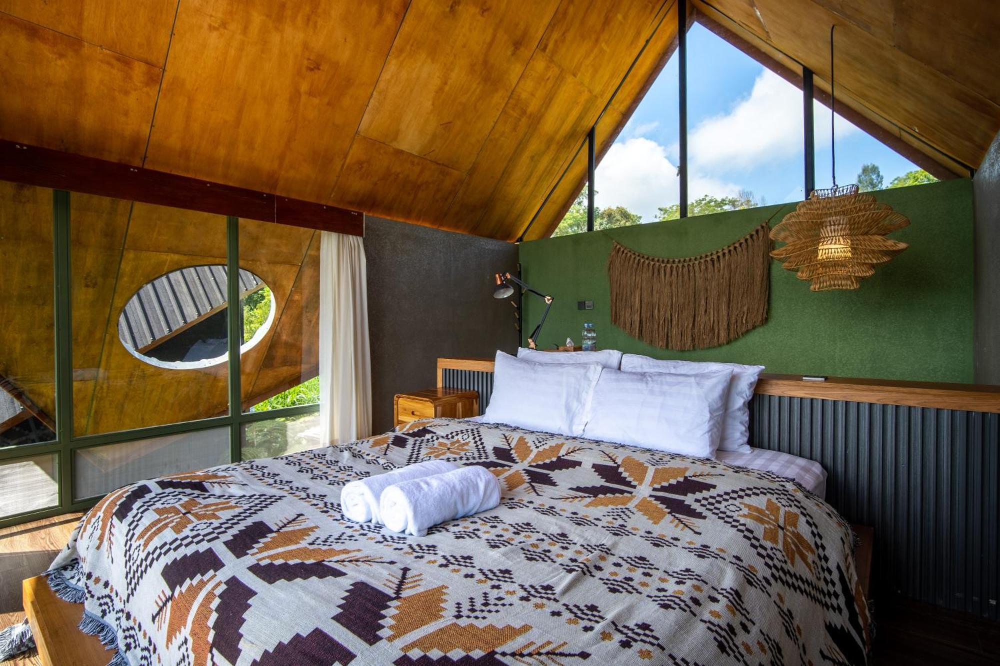 Black Wood Cabin Kintamani Dış mekan fotoğraf